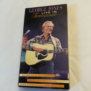 🎁5/10.00🎁 George Jones Live in Tennessee VHS Video, like new